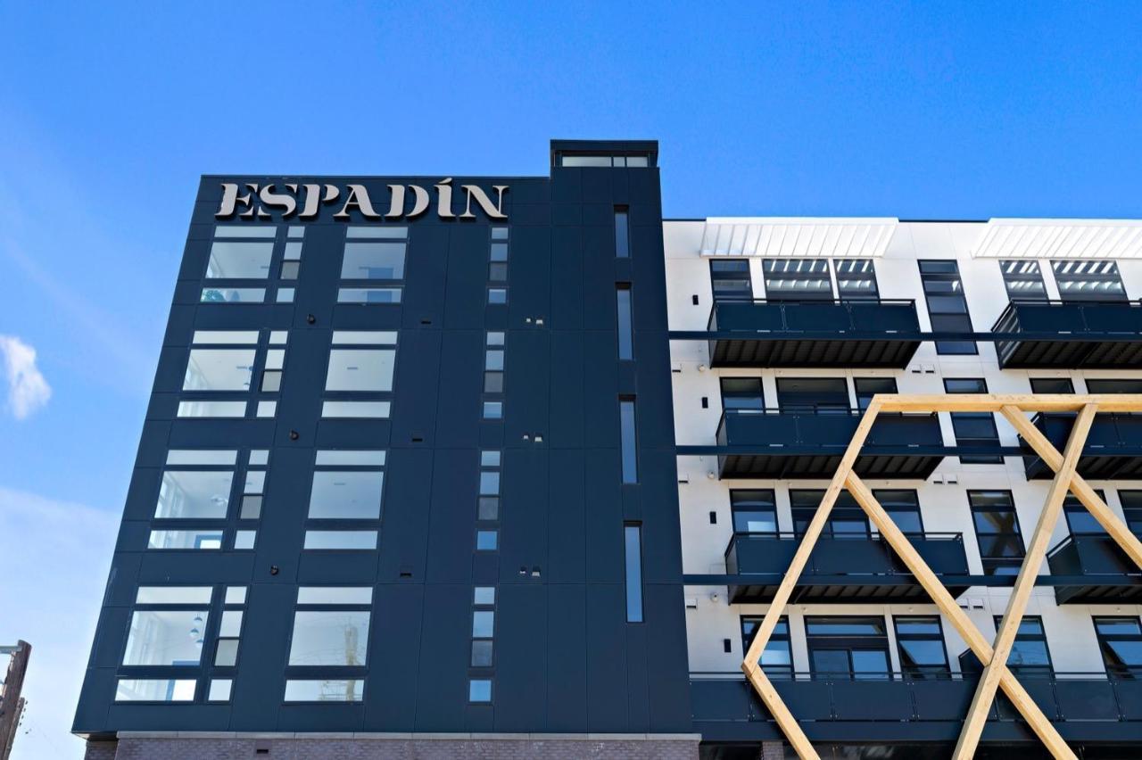 A Modern Point Of View - Luxe Loft - Espadin Lohi DEN Extérieur photo